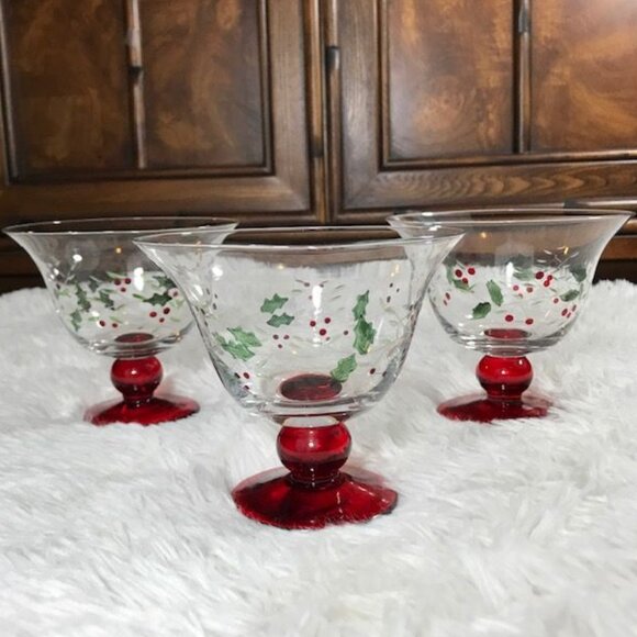 Pfaltzgraff Set of 3 Winterberry Glass Pedestal Dessert Bowls - Picture 5 of 13